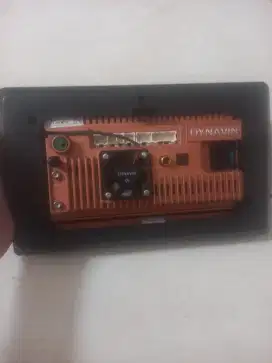head unit 10 in dynavin
