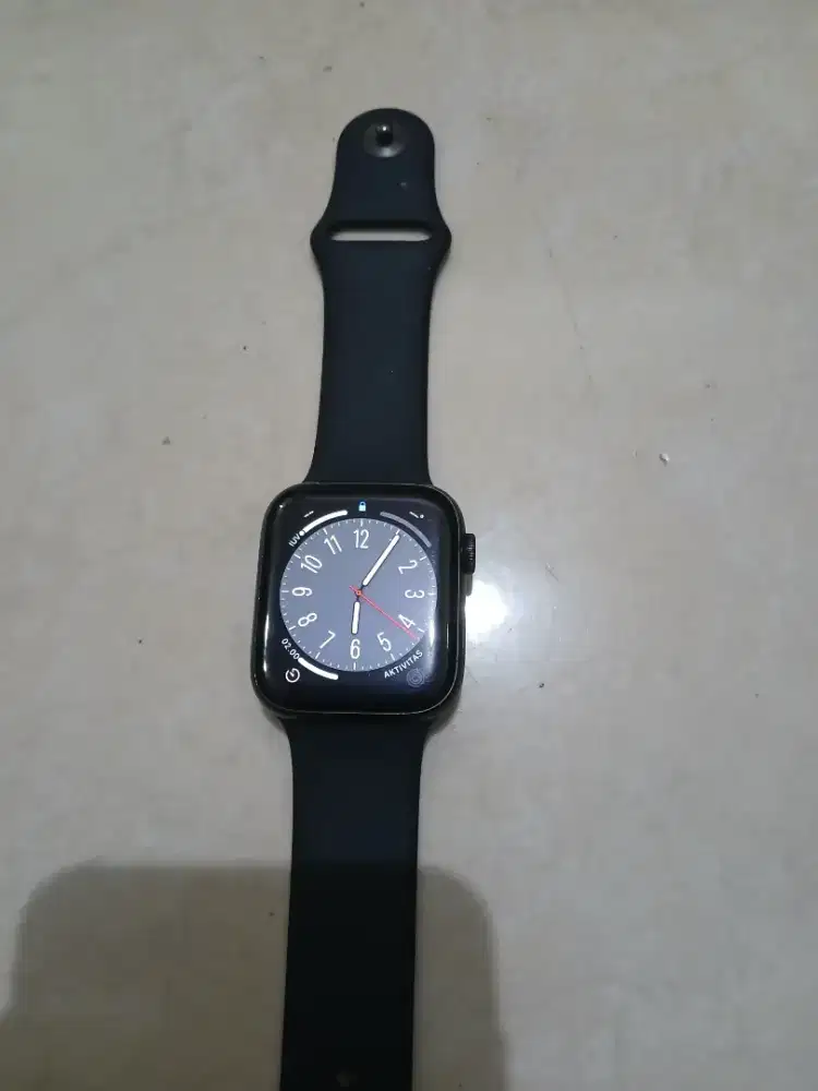 I Watch 4 44mm + charge
