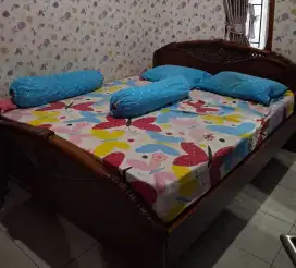 Tempat Tidur Jati Asli