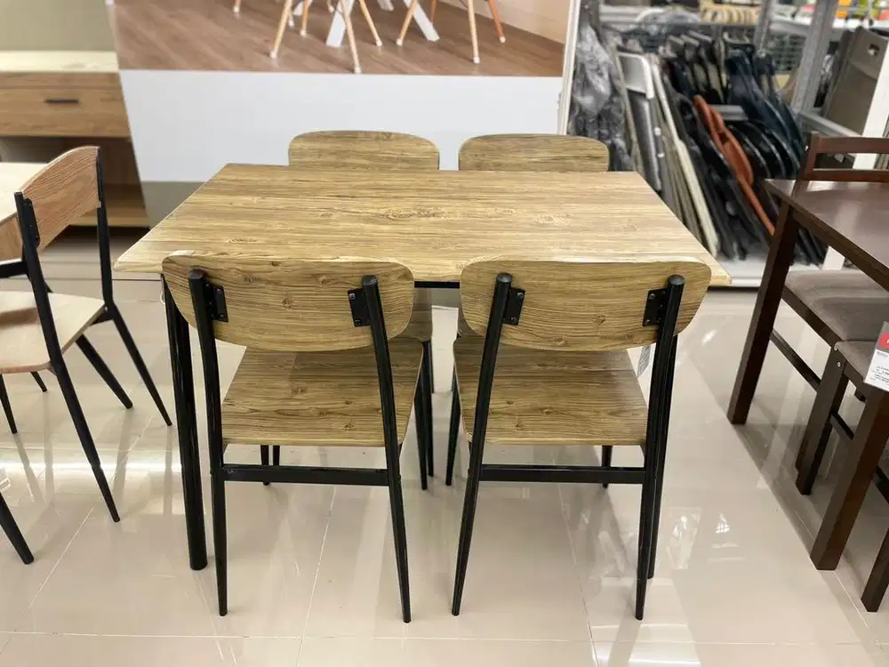 meja makan set hans