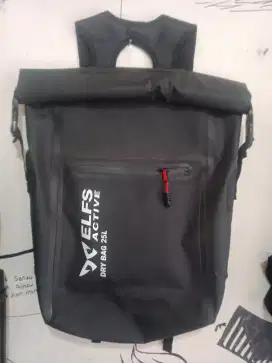 Jual tas dan sepatu gunung kondisi baru