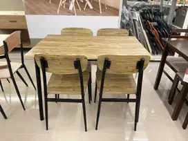 Meja Makan Hans Set 1D+4C