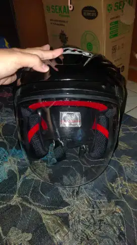 Helm HNK PREDATOR