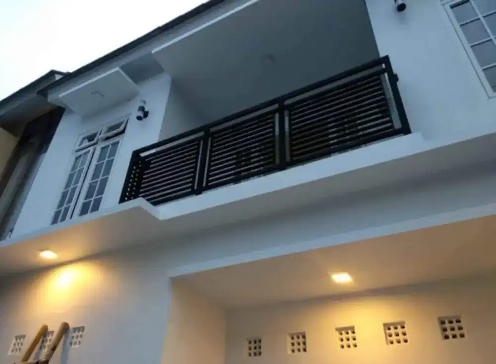 Balkon dan reling tangga minimalis