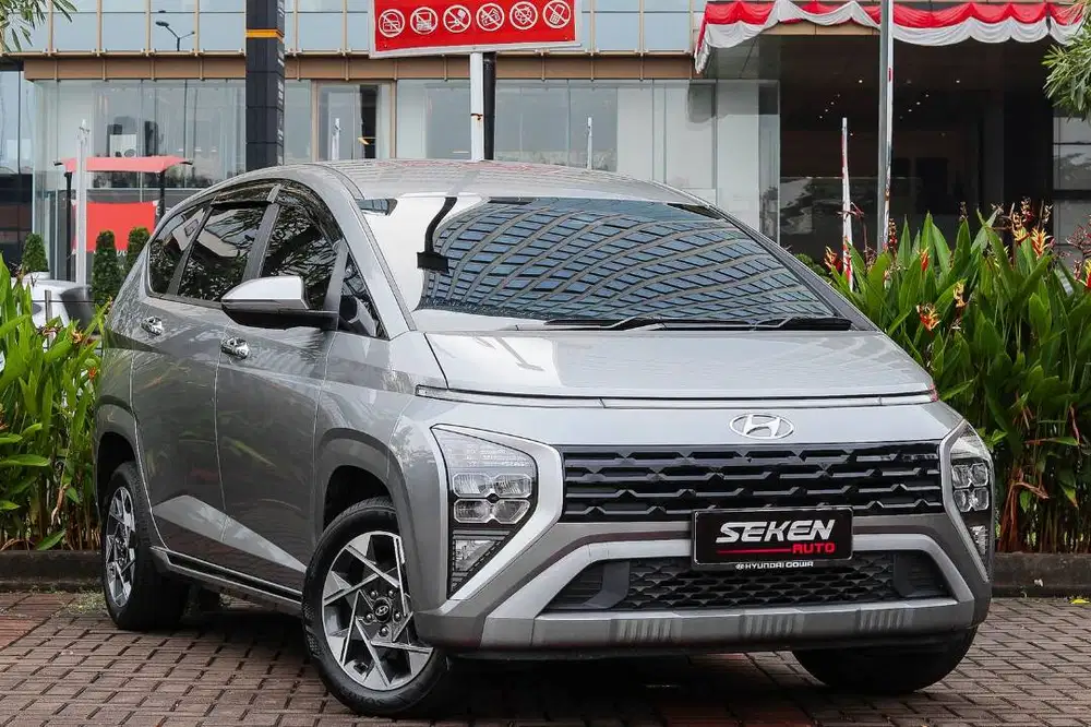 Hyundai Stargazer 1.5 Prime 7 Seater AT Matic 2024 Abu Abu Muda.