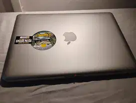 MacBook Pro 13’ 8/500 GB