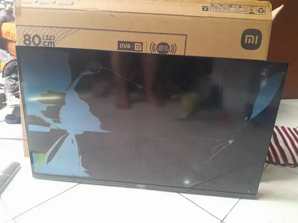 LED 32' xiaomi kena layarnya