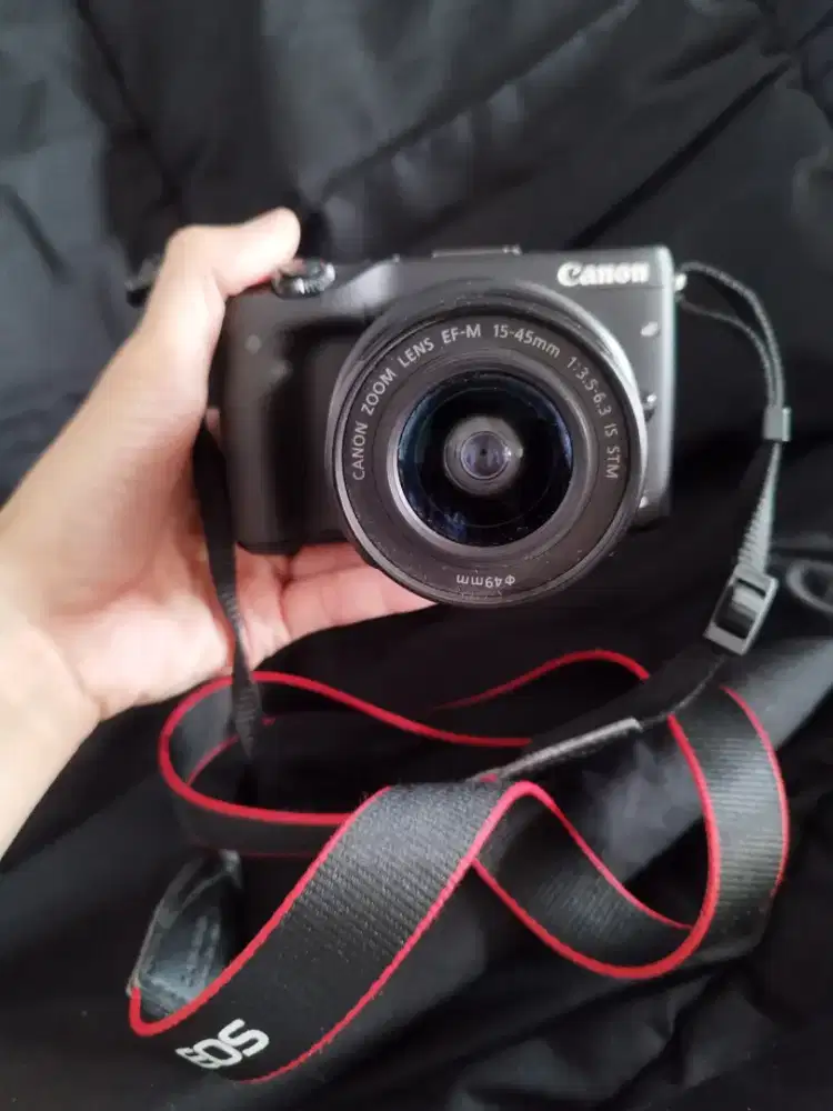 Canon EOS M3 Second