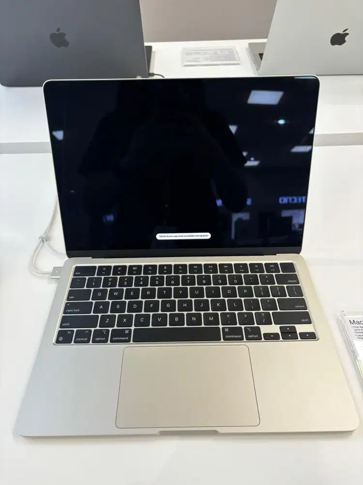 Macbook Air M2 M3 M4