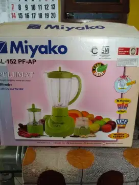 Di jual murah blender Miyako 3in 1 kondisi baru