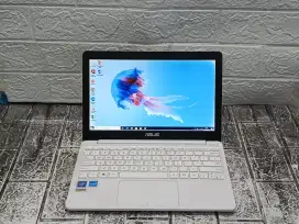ASUS E203MAH.315 Celeron N4000 4/500 HDD