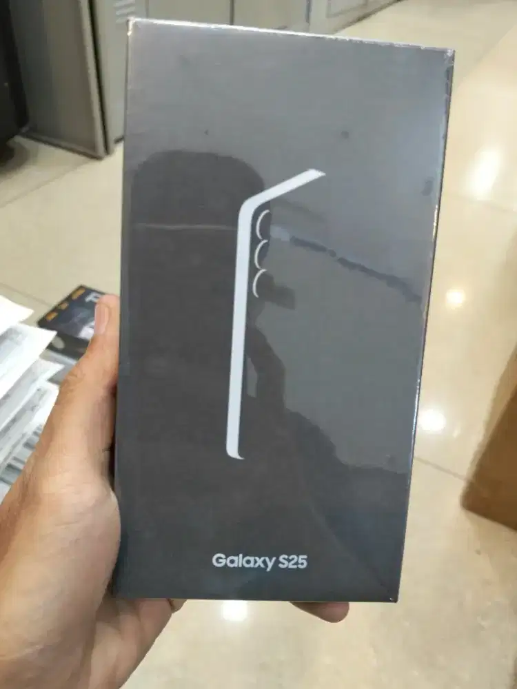 SAMSUNG S25 12/256 GB GARANSI RESMI (PROMO)