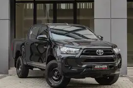 Toyota Hilux 2.4E 2.4 E DC Double Cabin 4X4 Solar MT Manual 2022