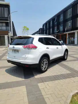 Nissan X-Trail 2015 Bensin