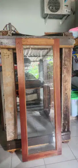 Jual Cepat Daun Jendela Kamper