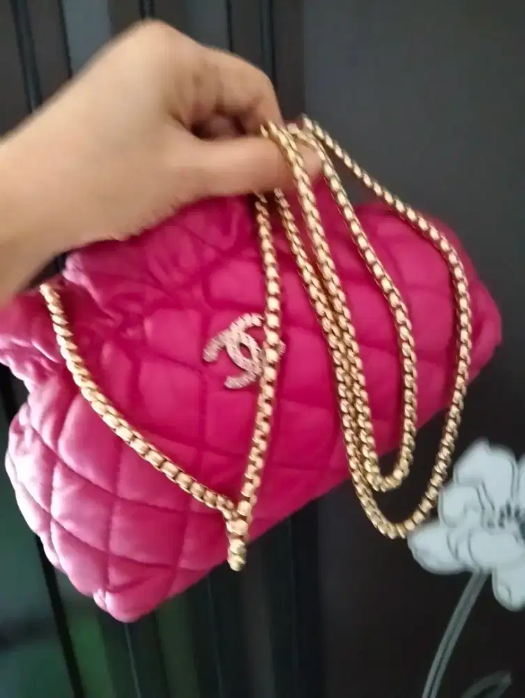 Chanel mini fuschia