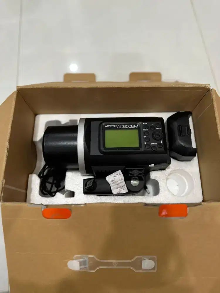 Lampu Godox AD600 BM wistro wireless indor dan aoutdor