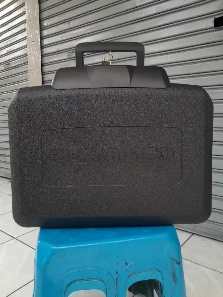 Brangkas Sentrysafe kunci 2 Original