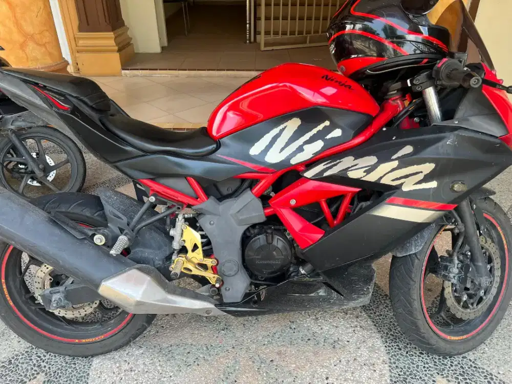 Kawasaki Ninja 250 SL