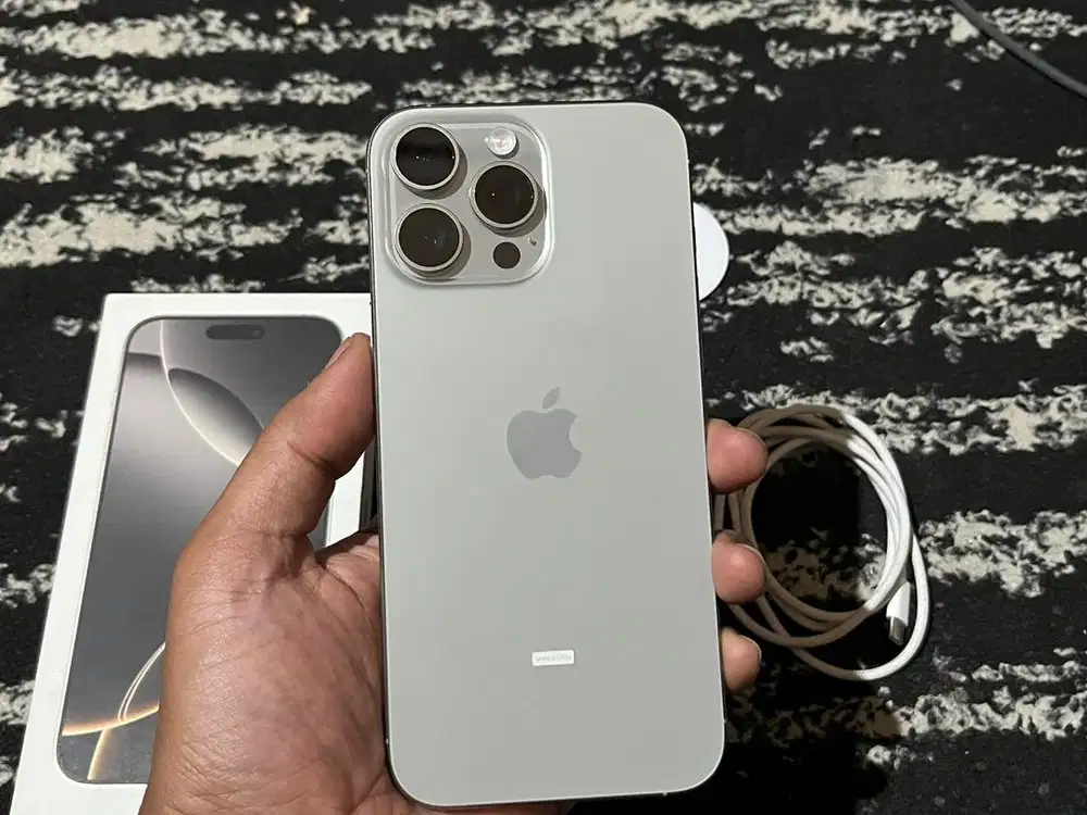Dicari Unit iPhone Resmi atau Beacukai Second Mangga Tawarkan