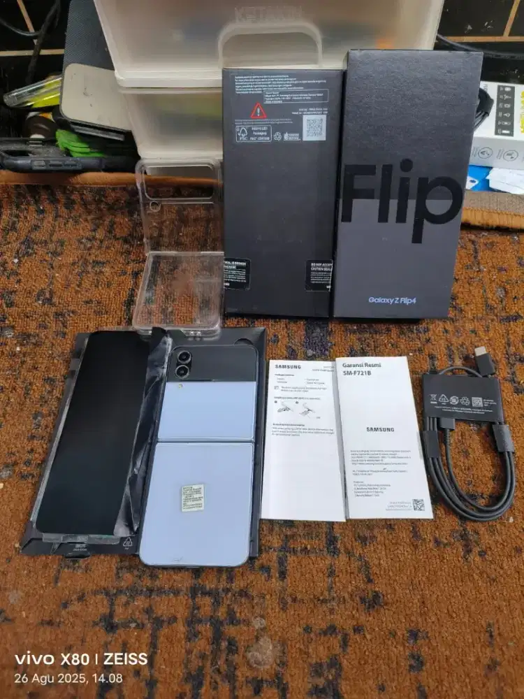Samsung Z Flip 4 8/256gb sein siap pakai