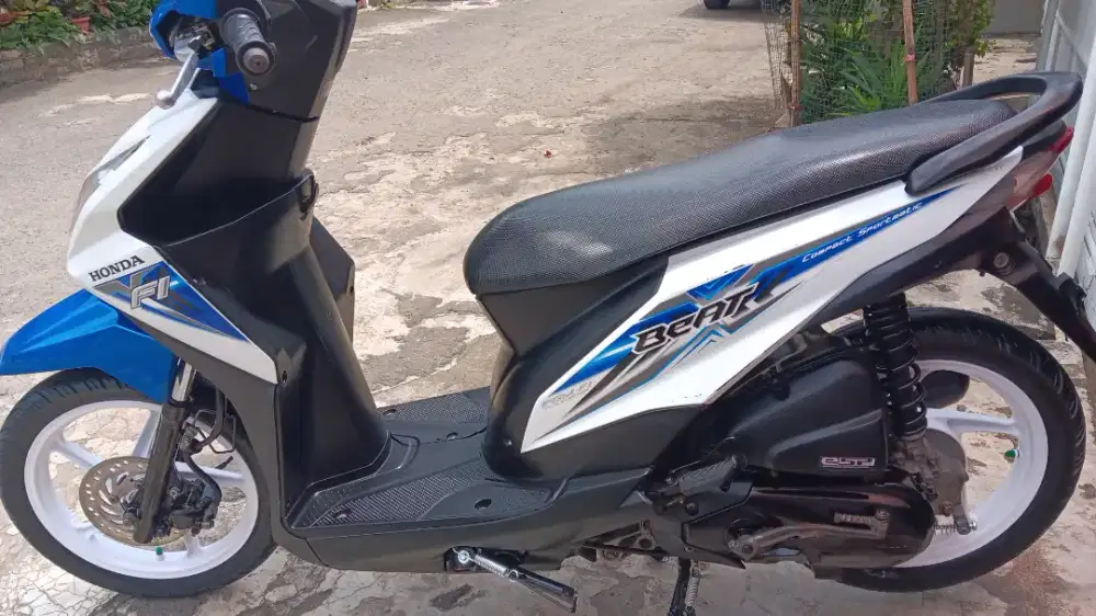 Honda Beat 2015 Mulus Pajak On