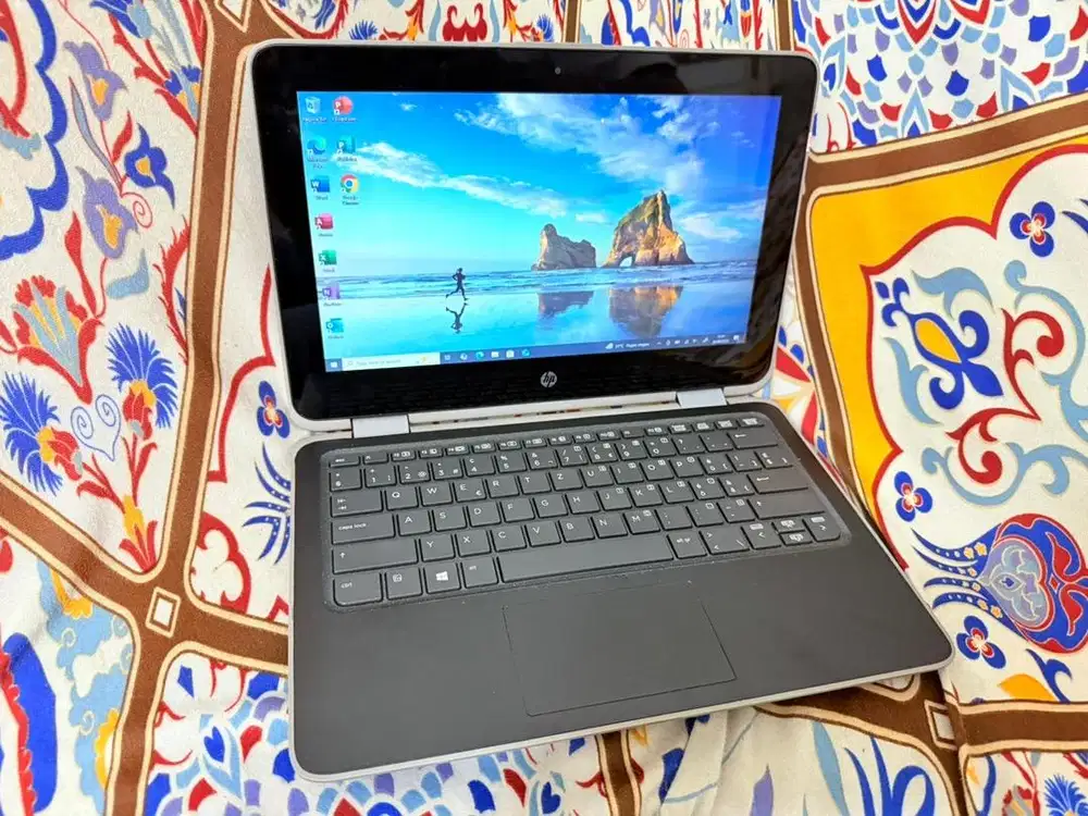Laptop Touchreen Bisa di Lipat HP X360 Ram 8