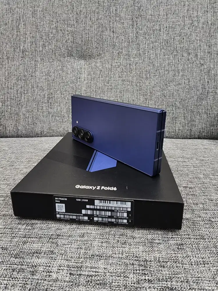 Samsung zfold 6 5G ram 12/512