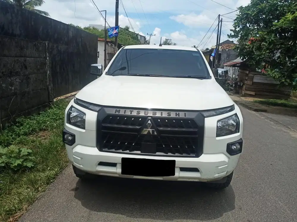 New TERBARU Strada TRITON 4x4 GLS Double Cabin D Gardan Tahun 2024 BG