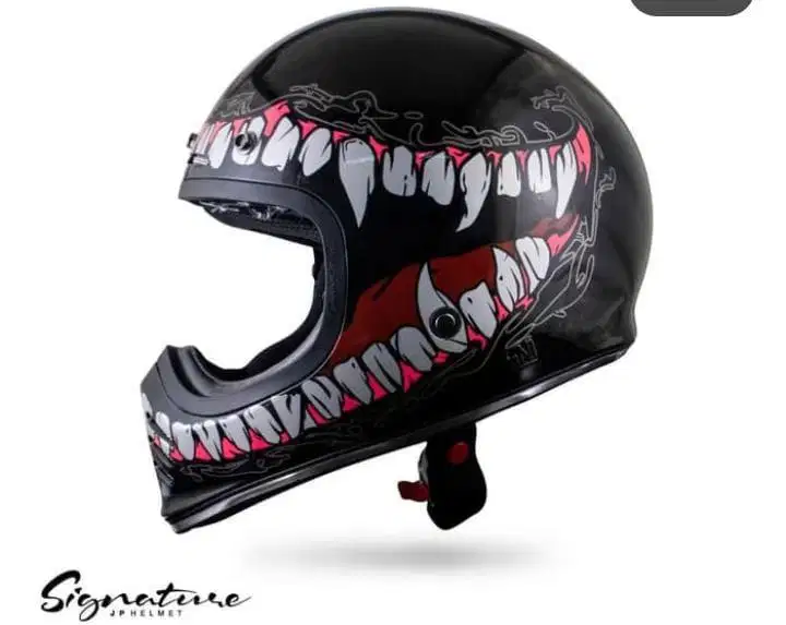 Dijual helm minat chat aja