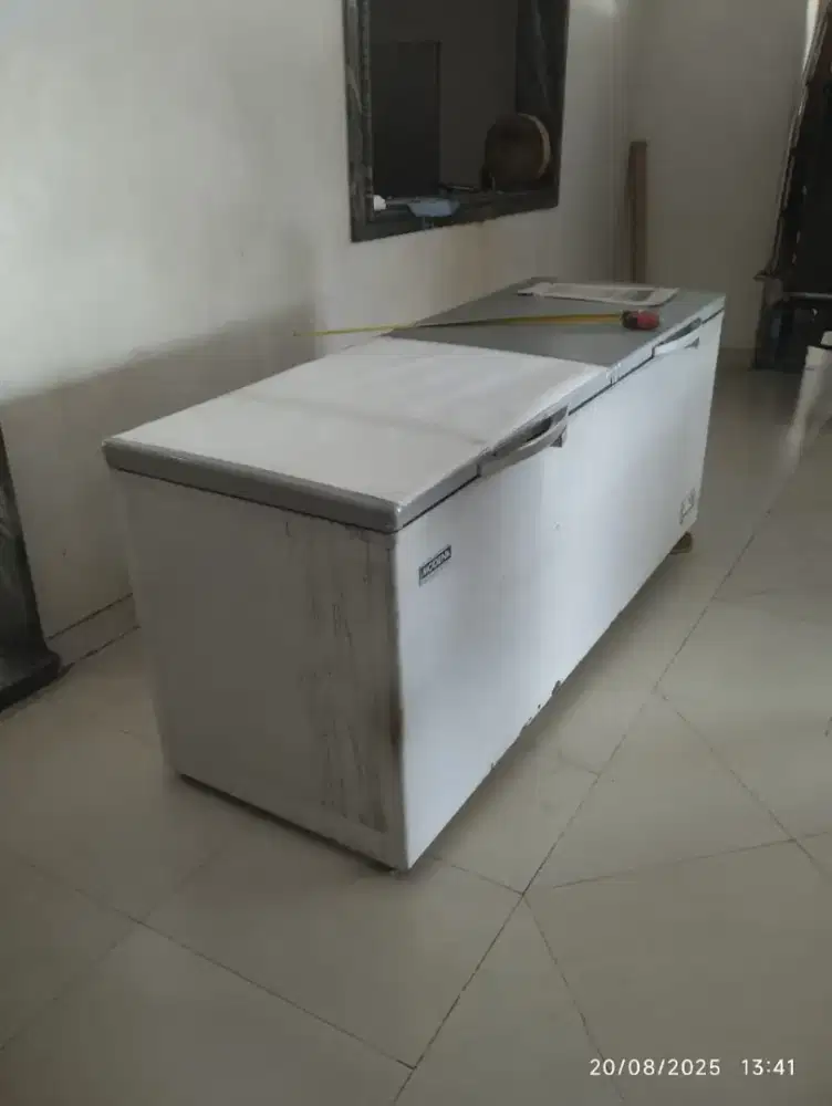 Kulkas. Freezer. Chiller. Showcase. Coldstorage pendingin. Service.