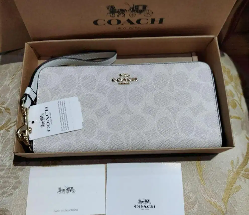 DOMPET COACH WANITA