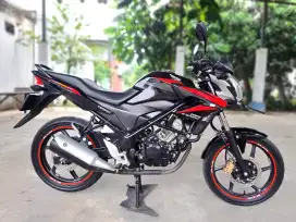 Honda Cb 150 R km 12 Ribu Mulus Kaya Baru
