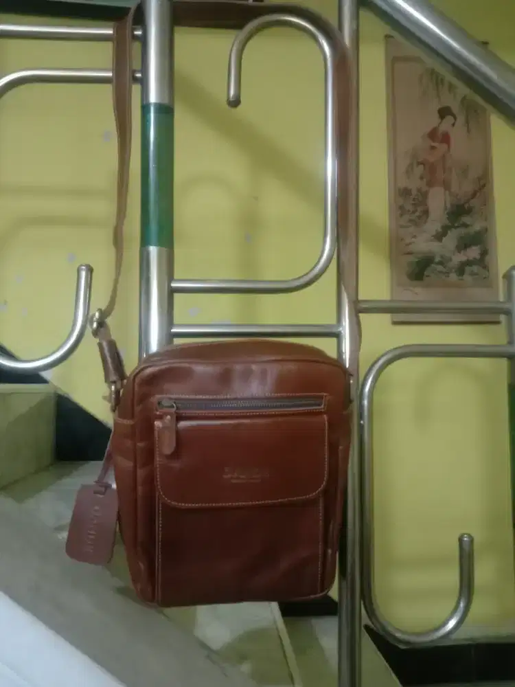 Tas slempang dande baru
