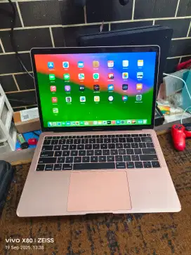 MacBook Air 2018 Normal Siap Pakai
