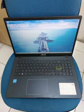Laptop Asus E510M_L610M second