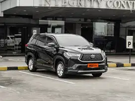 Toyota Kijang Innova Zenix V Hybrid Modelista 2024 hitam matic