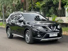 NISSAN XTRAIL 2.5 AT 2015 HITAM ISTIMEWA PAJK PANJANG