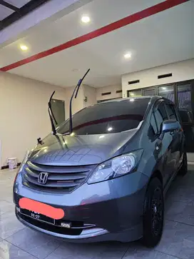 Honda Freed 2012 Bensin