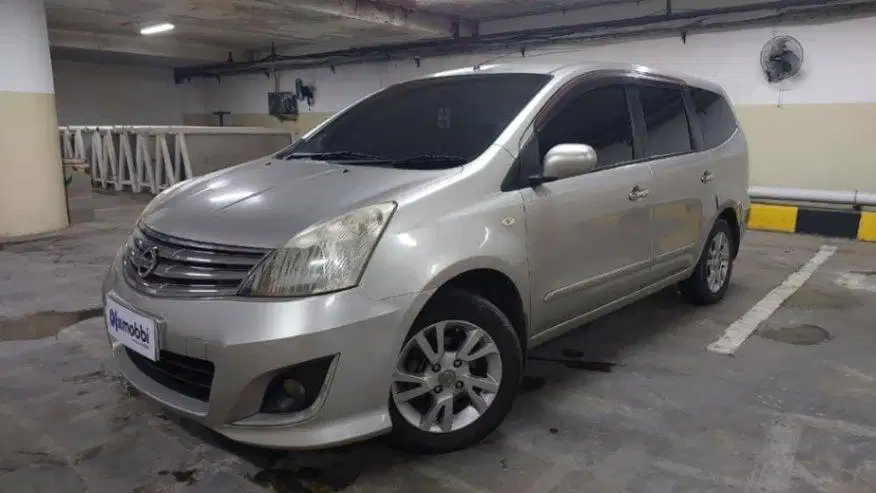 Pajak Panjang TDP 4JT Nissan Grand livina 1.5 XV Bensin-MT 2013 Abu