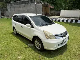 Nissan Grand livina 2013 Bensin