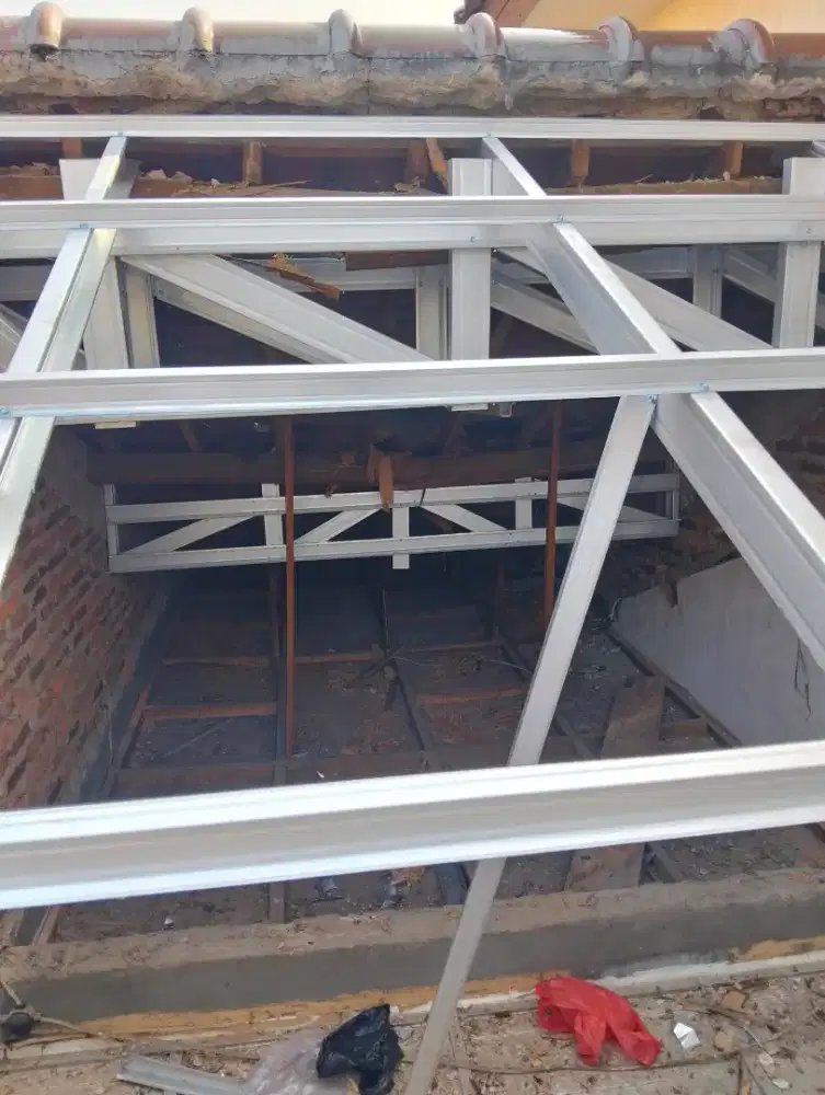 Tukang atap bocor ganti atap rumah renopasi