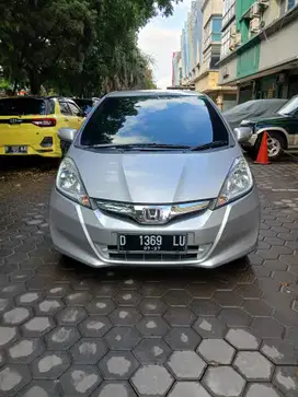 Honda Jazz 1.5 S MT / Manual 2013