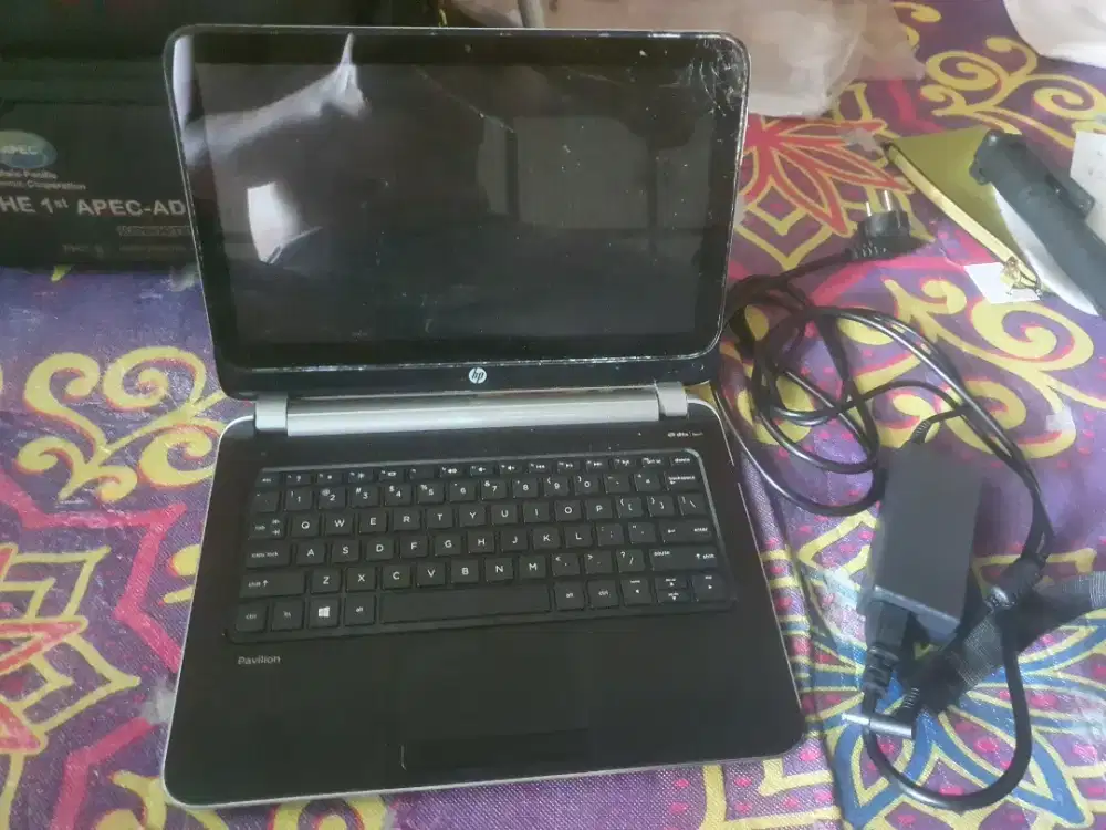 Laptop Merk HP TS 15 AMD A4