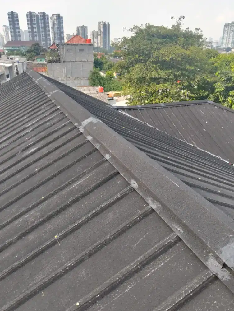 Tukang atap bocor ganti atap renopasi
