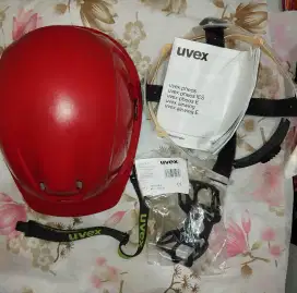 Dijual helm merah safety uvex new