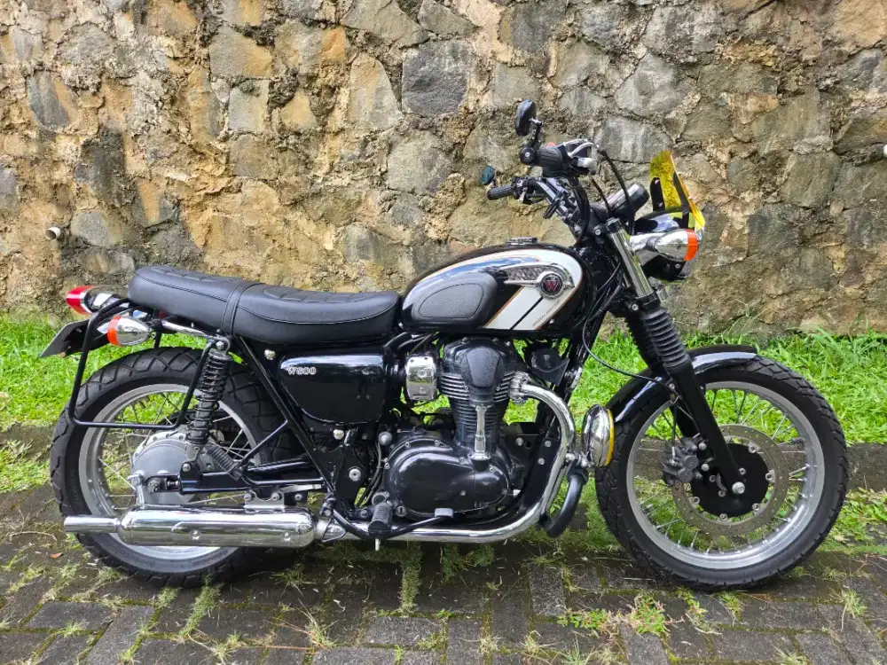Kawasaki W800 2016 Full paper