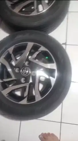 Ban Avanza Veloz