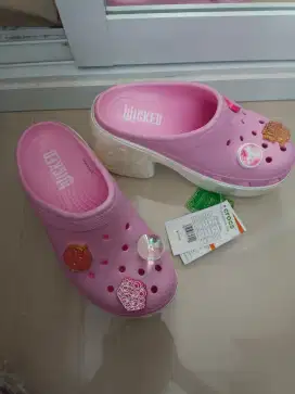 Sandal Shireen Crocs Ori