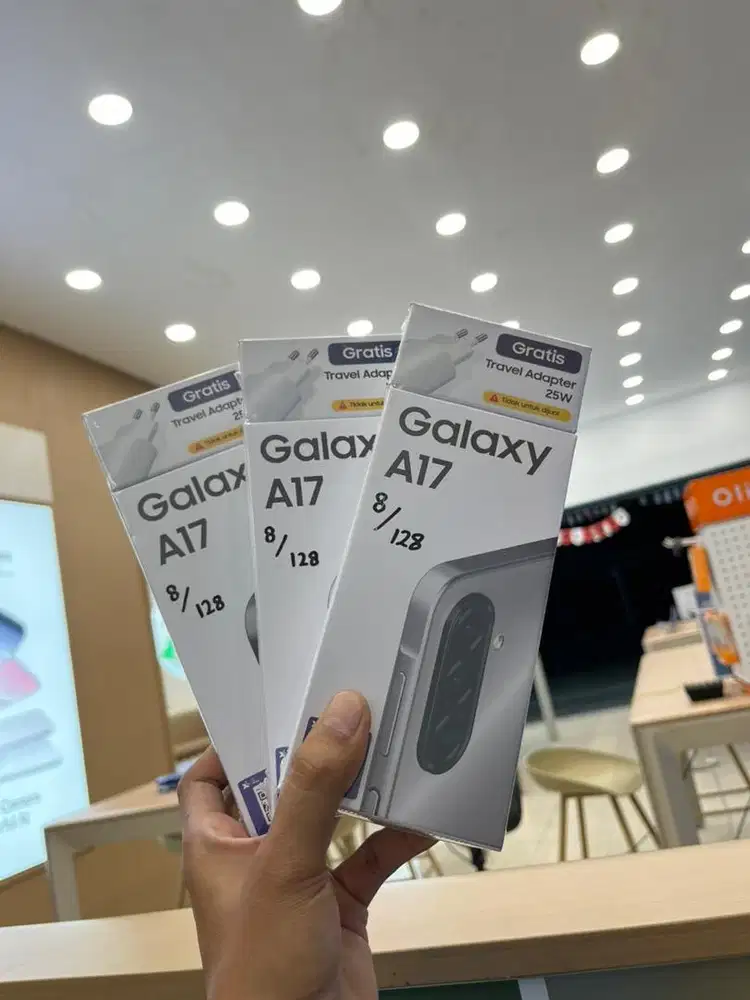 SAMSUNG A17 lte RAM 8+8/128GB